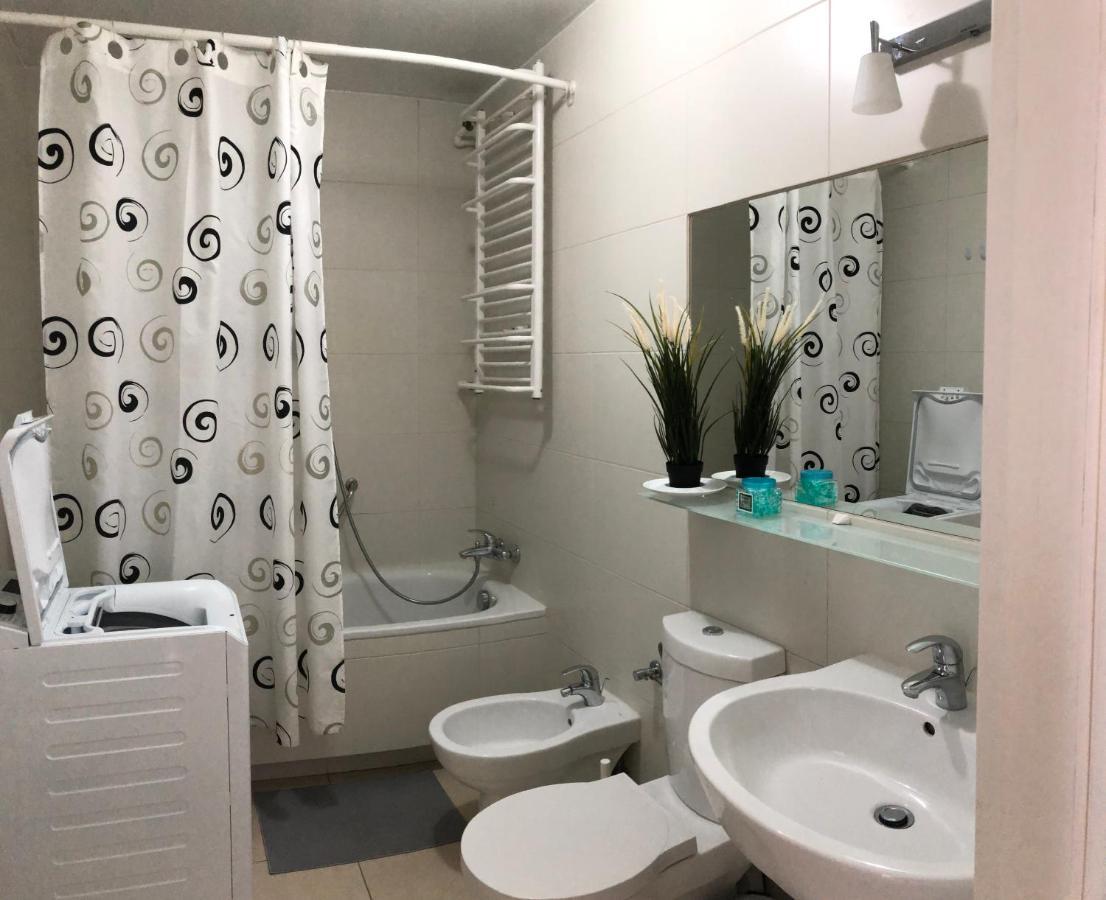 Apartment Swietojerska Warsaw Luaran gambar