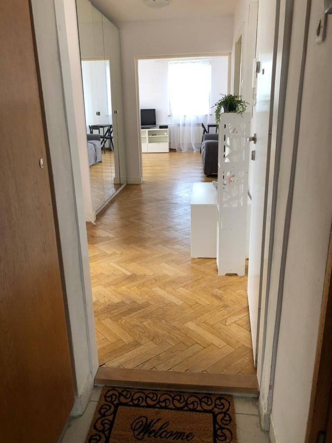 Apartment Swietojerska Warsaw Luaran gambar